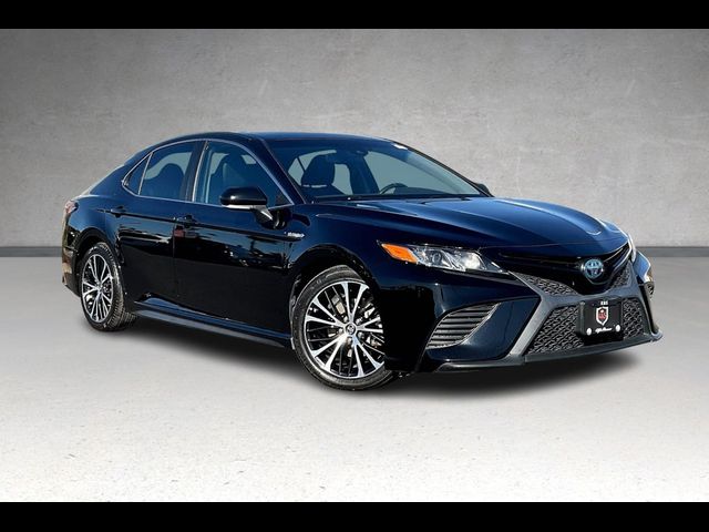 2019 Toyota Camry Hybrid SE