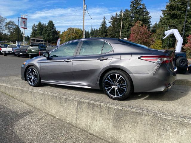 2019 Toyota Camry Hybrid SE