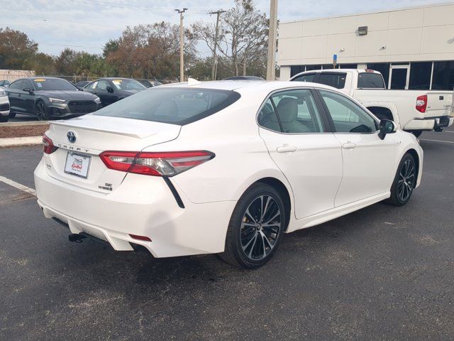 2019 Toyota Camry Hybrid SE