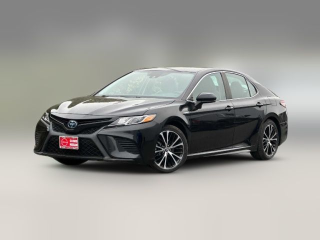 2019 Toyota Camry Hybrid SE