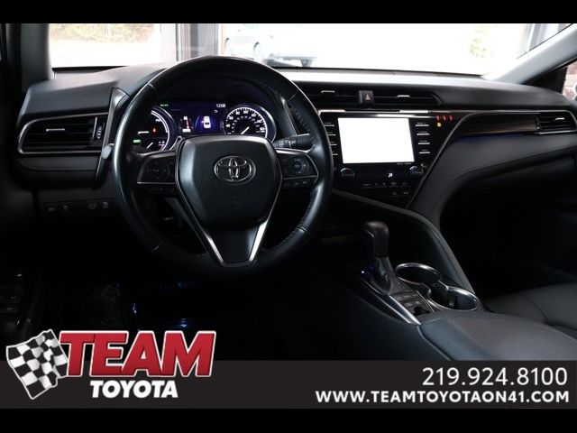 2019 Toyota Camry Hybrid XLE