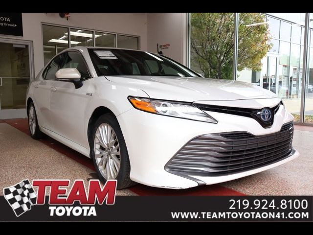 2019 Toyota Camry Hybrid XLE