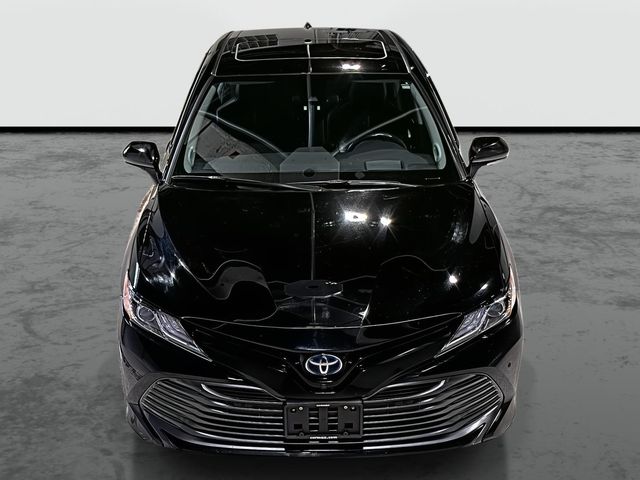 2019 Toyota Camry Hybrid XLE