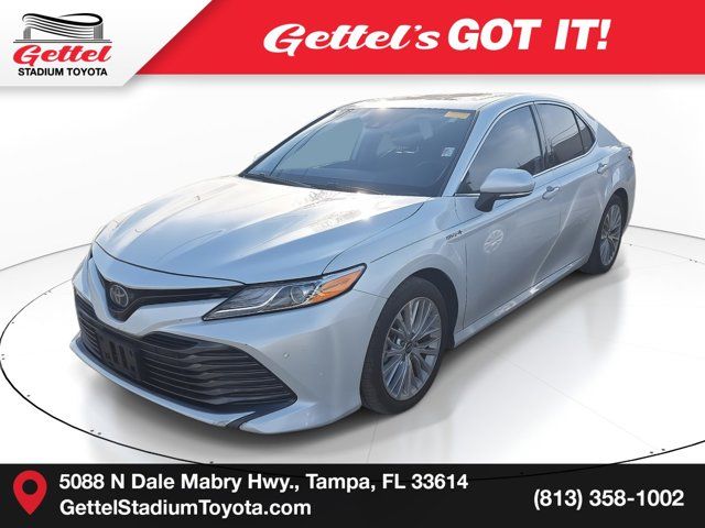 2019 Toyota Camry Hybrid XLE