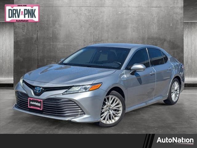 2019 Toyota Camry Hybrid XLE