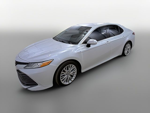 2019 Toyota Camry Hybrid XLE