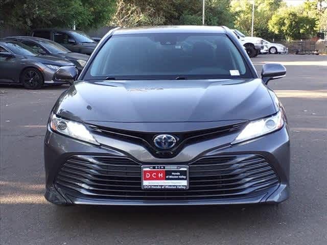 2019 Toyota Camry Hybrid XLE