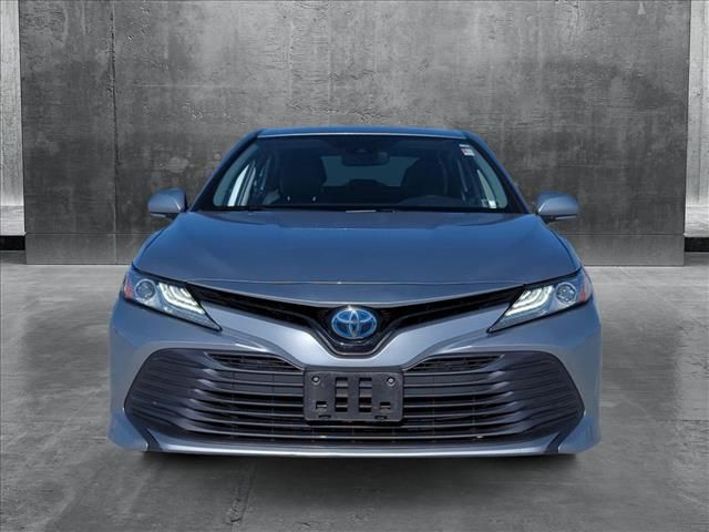 2019 Toyota Camry Hybrid XLE