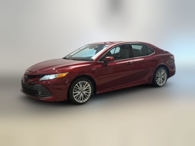 2019 Toyota Camry Hybrid XLE