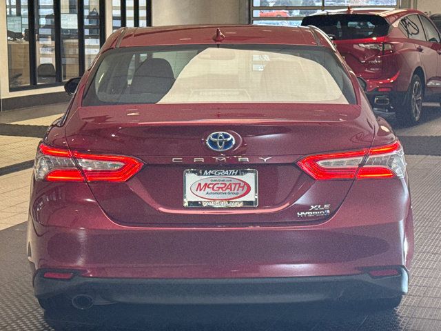 2019 Toyota Camry Hybrid XLE