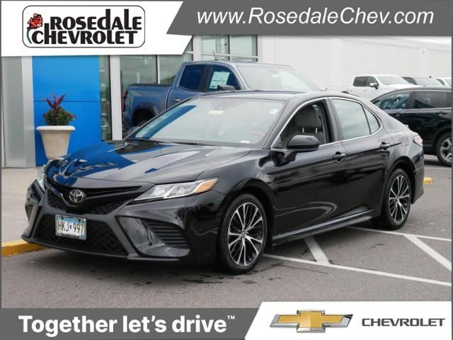 2019 Toyota Camry SE