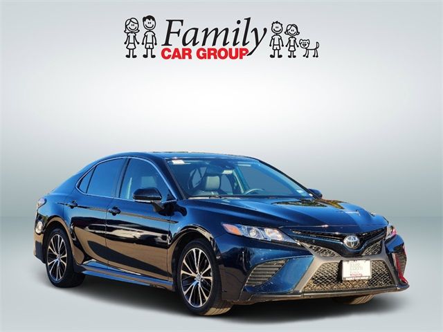 2019 Toyota Camry SE