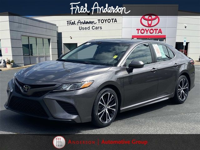 2019 Toyota Camry SE