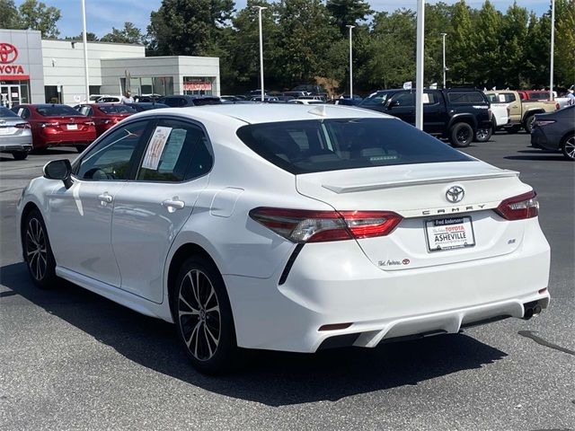 2019 Toyota Camry SE