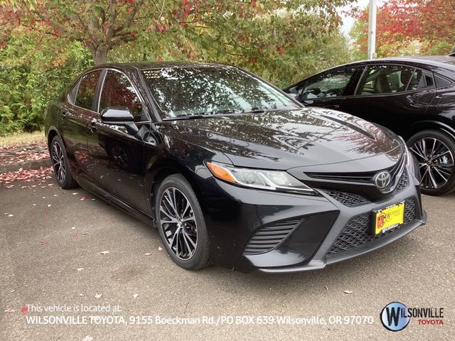 2019 Toyota Camry SE