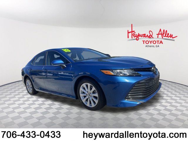 2019 Toyota Camry LE