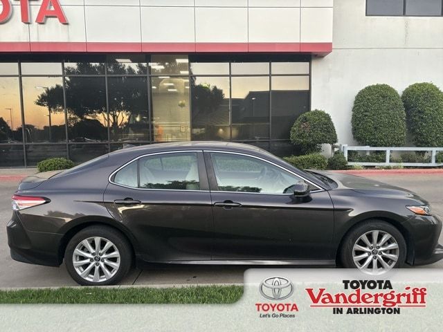 2019 Toyota Camry LE