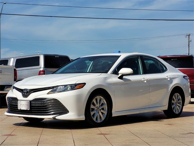 2019 Toyota Camry LE