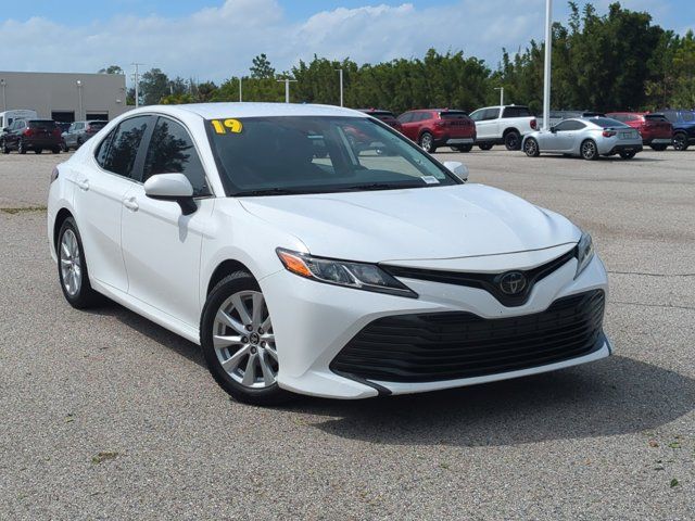 2019 Toyota Camry LE