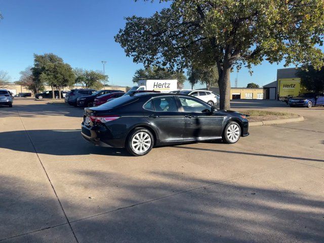 2019 Toyota Camry LE