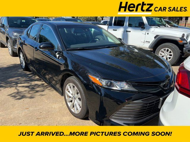 2019 Toyota Camry LE