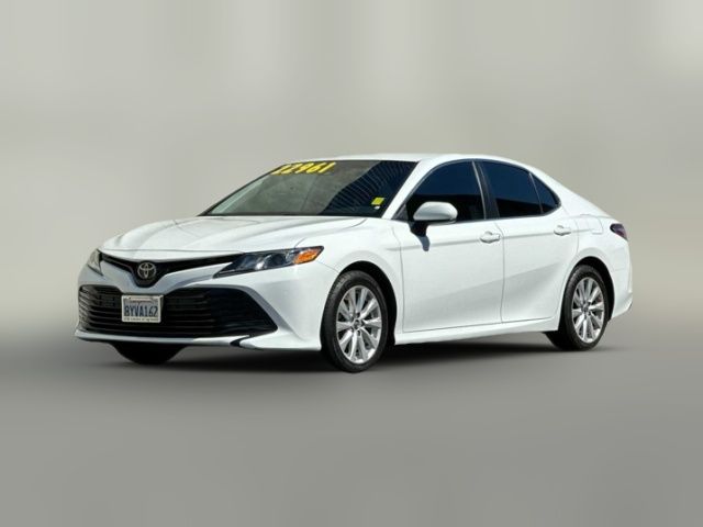 2019 Toyota Camry LE