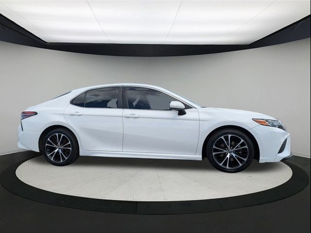 2019 Toyota Camry XLE