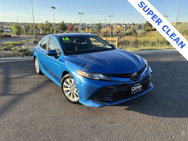 2019 Toyota Camry LE