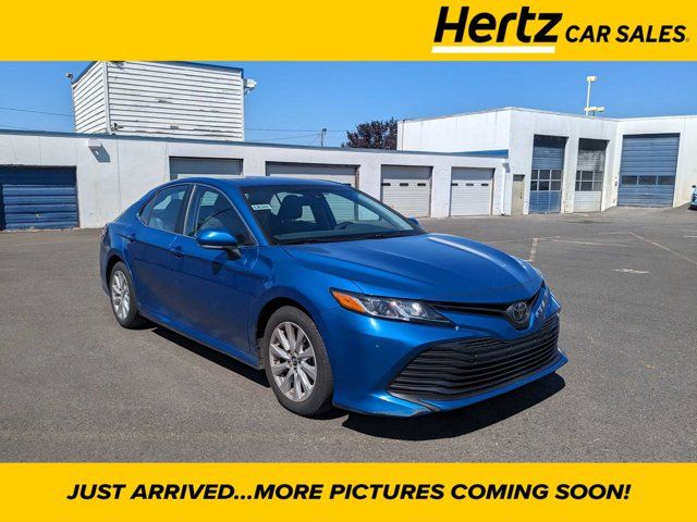 2019 Toyota Camry LE