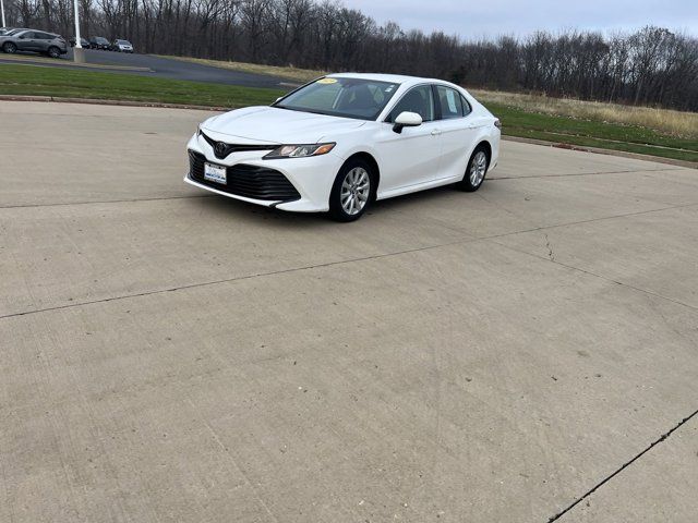 2019 Toyota Camry LE