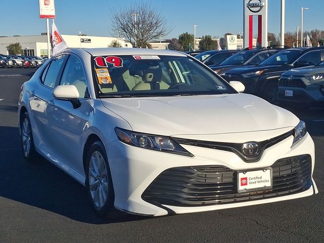 2019 Toyota Camry LE