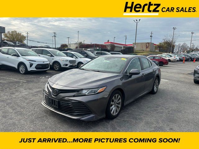 2019 Toyota Camry LE