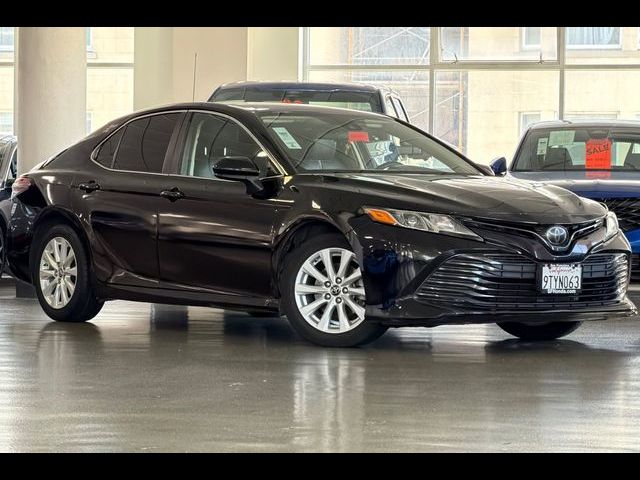 2019 Toyota Camry LE