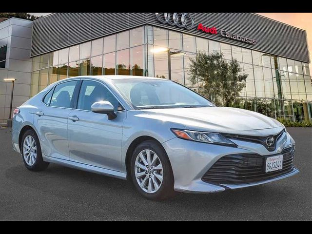 2019 Toyota Camry LE