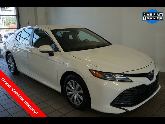 2019 Toyota Camry Hybrid LE