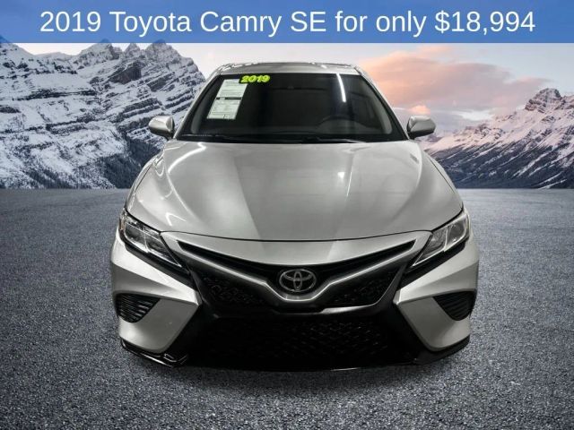 2019 Toyota Camry SE