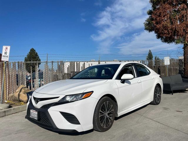 2019 Toyota Camry SE