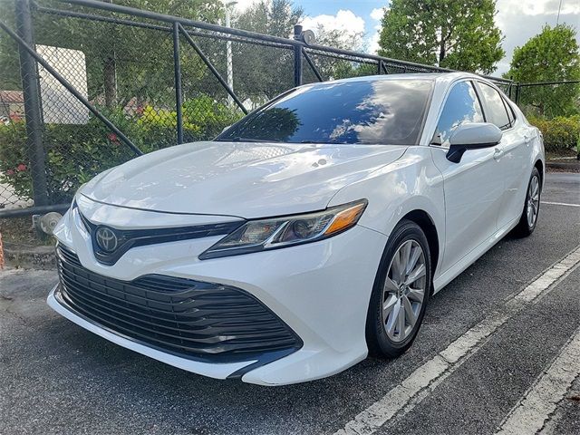 2019 Toyota Camry SE