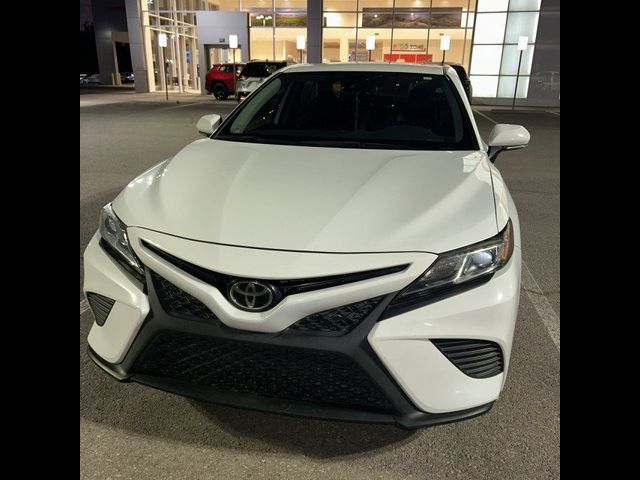 2019 Toyota Camry SE