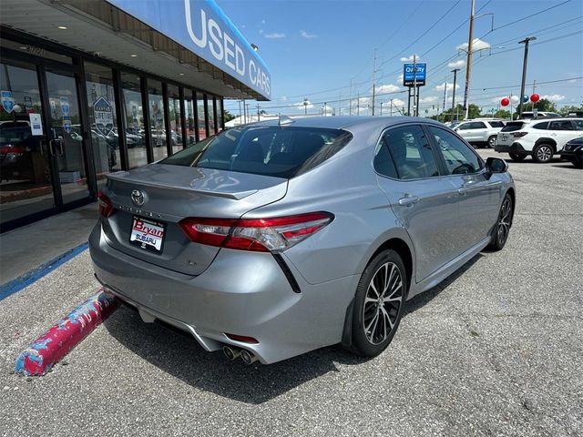 2019 Toyota Camry SE