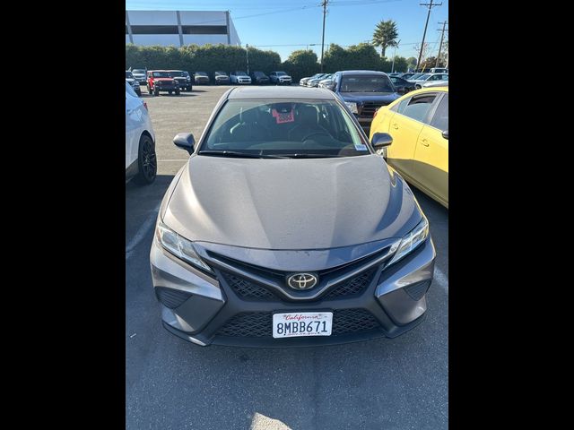 2019 Toyota Camry SE