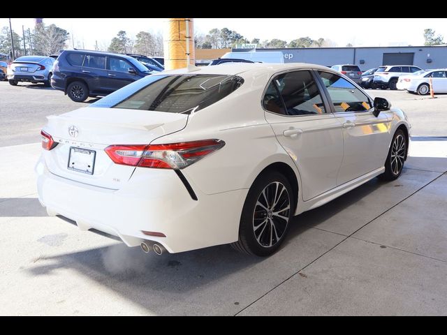 2019 Toyota Camry SE