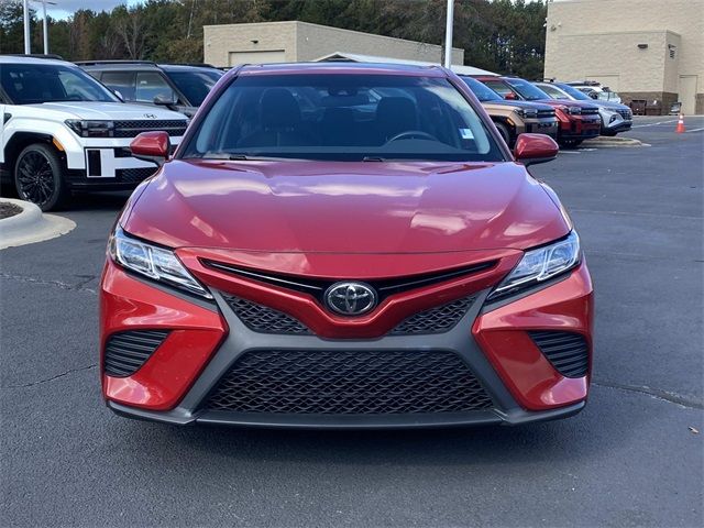 2019 Toyota Camry SE