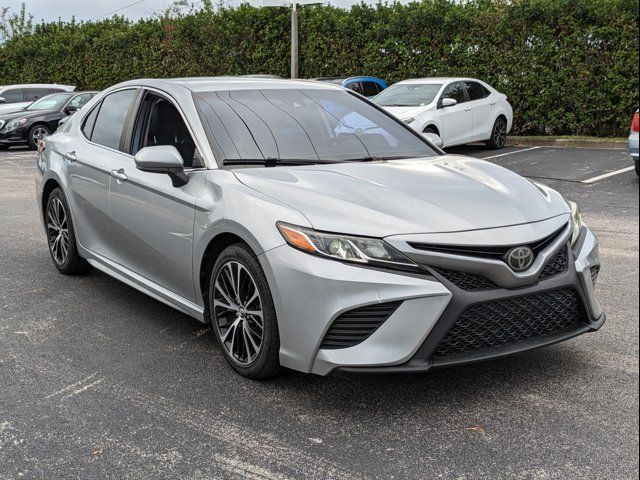 2019 Toyota Camry SE