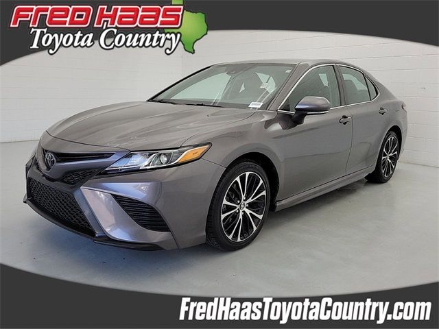 2019 Toyota Camry SE