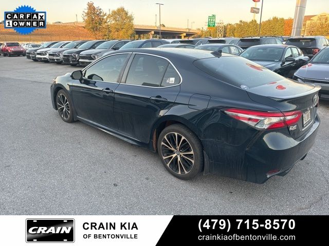 2019 Toyota Camry SE