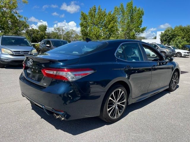 2019 Toyota Camry SE