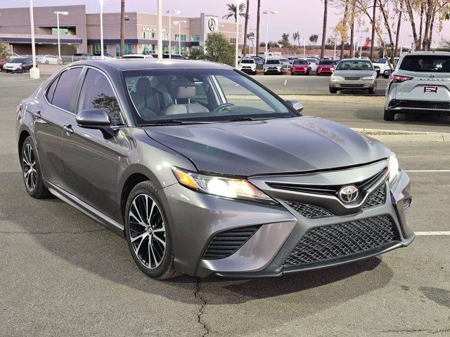 2019 Toyota Camry SE