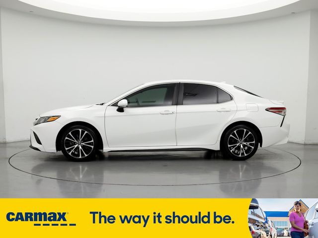 2019 Toyota Camry SE