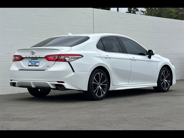 2019 Toyota Camry SE
